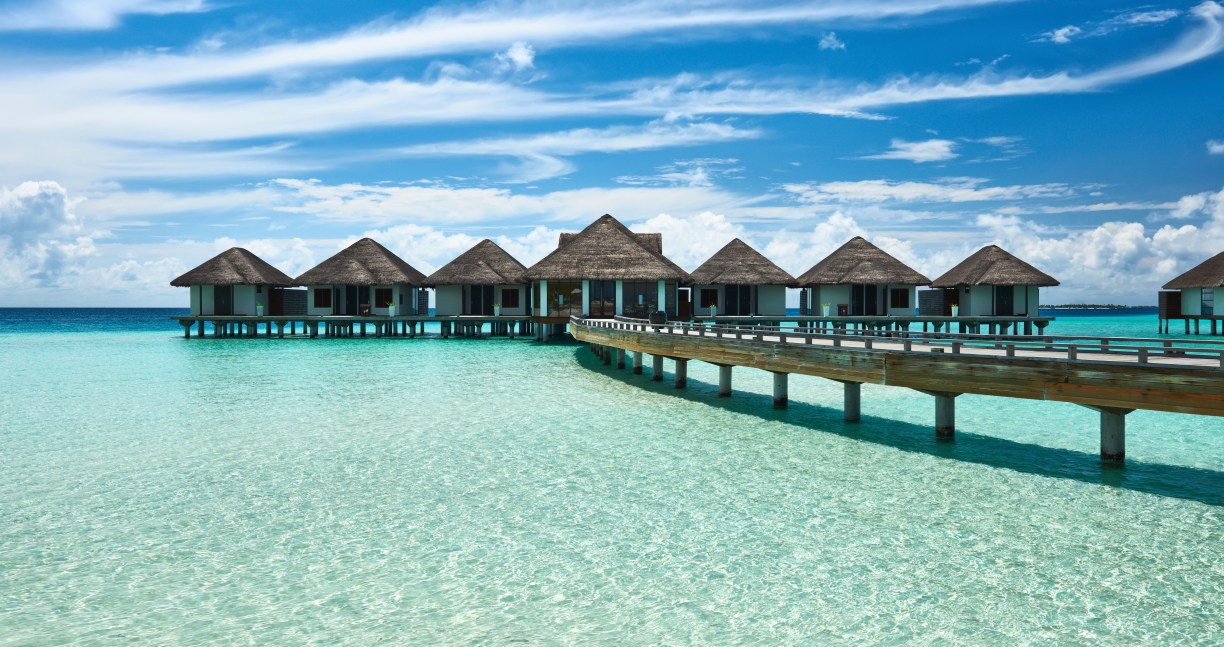 10 Top Overwater Bungalows Around the World - Skyscanner New Zealand