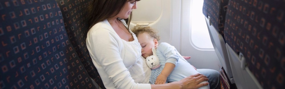 Vliegen met baby: handbagage en buggy | Skyscanner