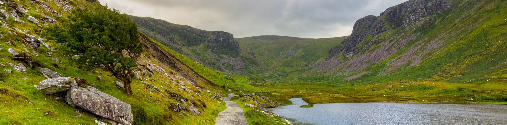 Hiking In Ireland: 10 Best Routes And Walking Trails | Skyscanner Ireland