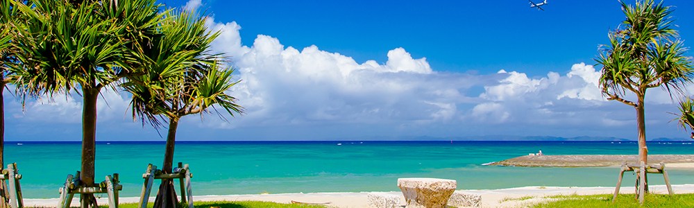 沖縄旅行におすすめ 那覇から行けるビーチとホテル 国際通りの最新スポット情報をご紹介 スカイスキャナー