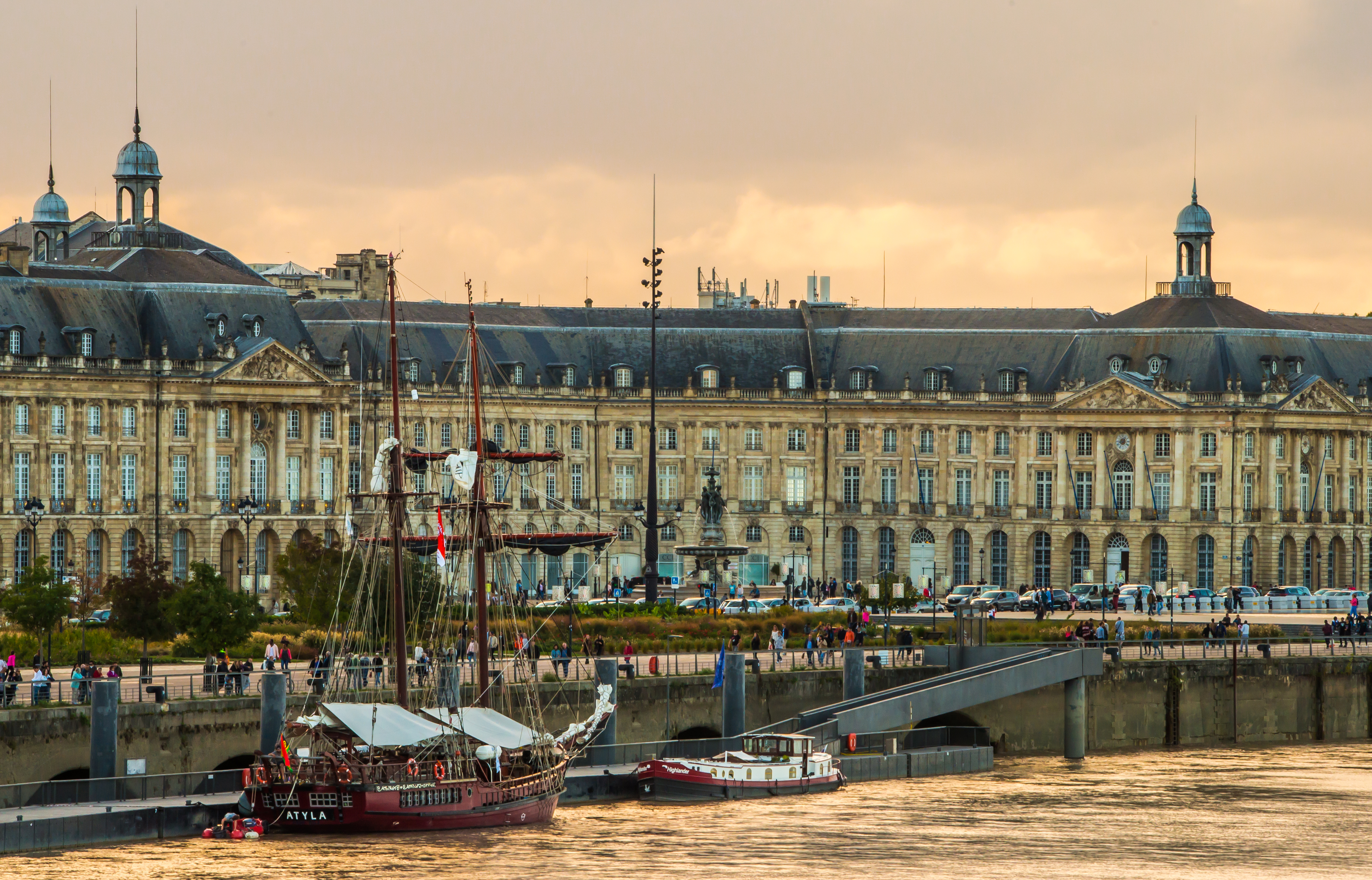 Qué ver en Burdeos: 10 lugares imprescindibles 🇫🇷 | Skyscanner Espana