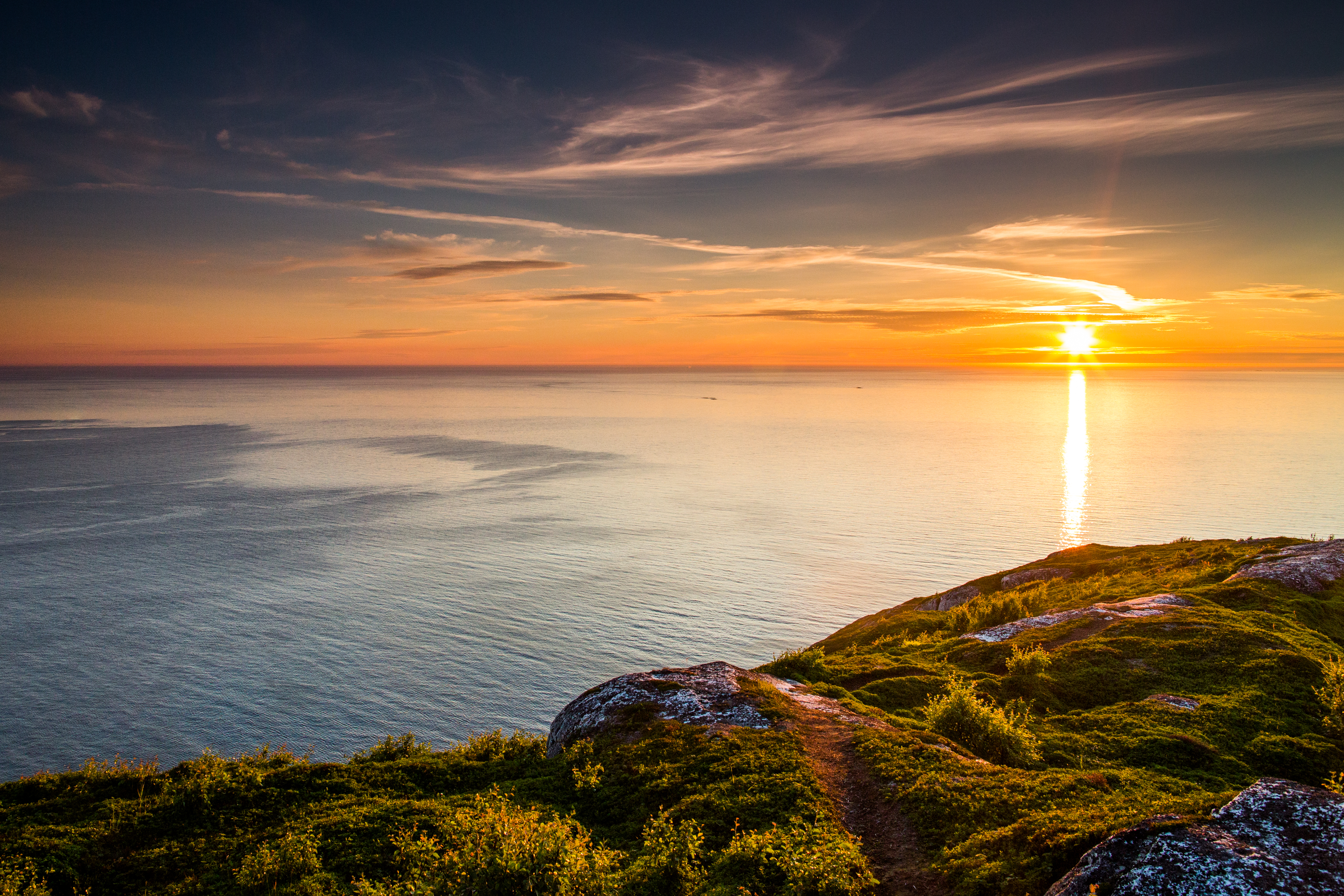 Los mejores lugares para disfrutar del sol de medianoche en Noruega | Skyscanner Espana